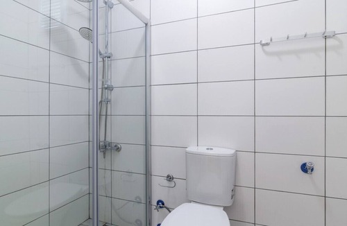 Harbiye Apartment | Minimal Flat w Balcony 14 min to Galataport
