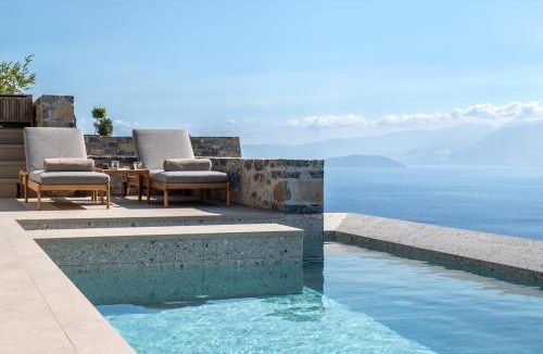 Agios Nikolaos Villa | MiraView - Villas & Residences