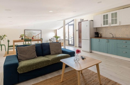 Osmanbey Apartment | Missafir Exquisite Flat with Terrace in Nisantasi
