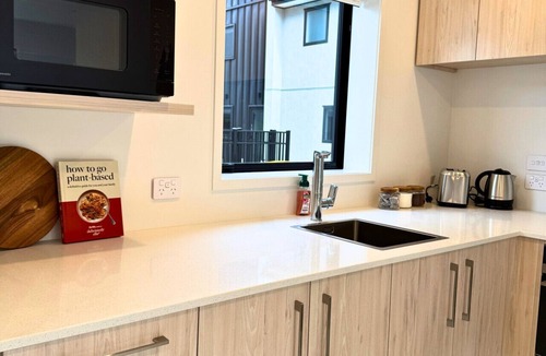 Lower Hutt Villa | Modern 2BR Townhouse in Fairfield