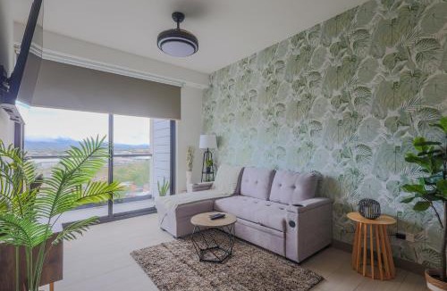 San Jose Apartment | Modern Apartment located in Trendy San Jose Condo