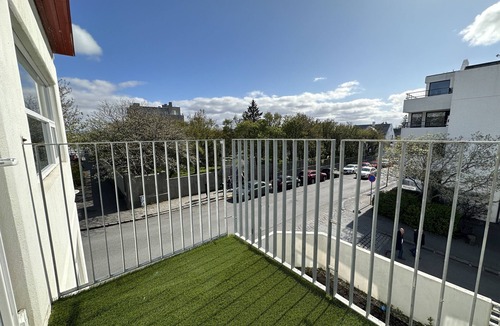 Downtown Apartment | Modern apartment right in front of Hallgrimskirkja - Great Location !