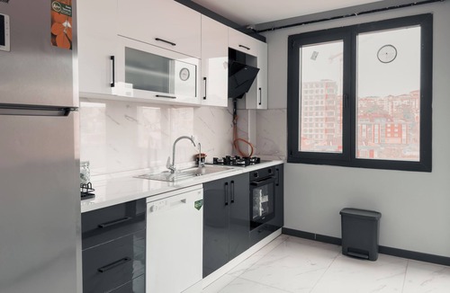 Kucukcekmece Apartment | Modern Cozy Two Bedroom Fully Furnished Apartment