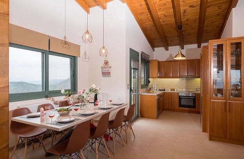 Agia Pelagia Villa | Modern Family Villa with Private Pool, Amazing Sea & Sunset Views close to Lygaria and Agia Pelagia