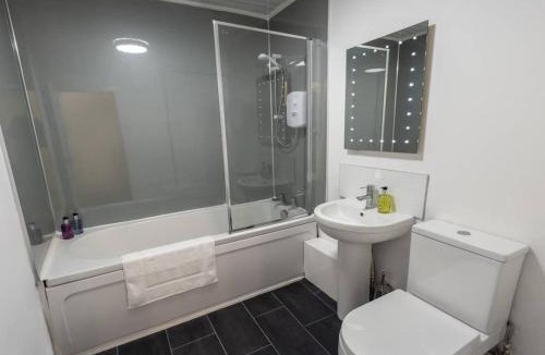 Glenisla Apartment | ☆Modern Flat, Close to University and City Centre☆