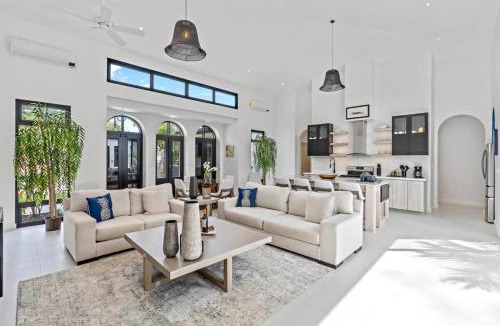 Potrero House | Modern Garden Villa with Private Pool, Outdoor Kitchen & Separate Casita Near Playa Potrero