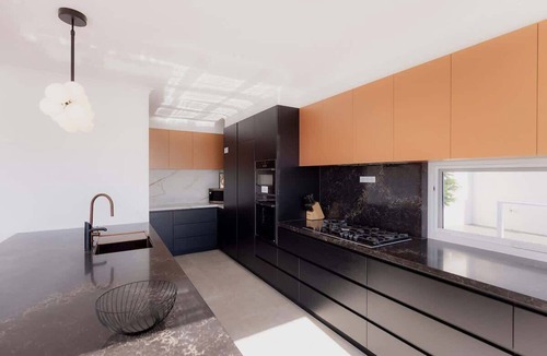 Sandy Bay House | Modern Luxury & Sweeping Views in Sandy Bay