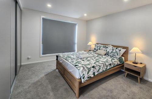 Howrah House | Modern New Home near Howrah Beach
