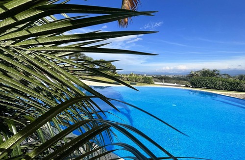 Santa Ana Apartment | Modern penthouse, office, A/C, Pool, GYM