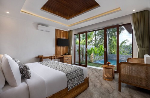 Kenderan Villa | Modern Private Pool Villa Jungle Views Romantic Escape at Ubud Bali