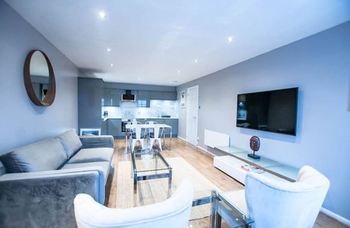 City Centre Glasgow Condo | Modern&Spacious 2 bed Merchant City Apart-High St
