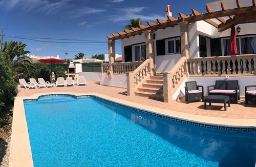 Cala en Porter Villa | Modern villa, great location, private pool, free WiFi, air con.
