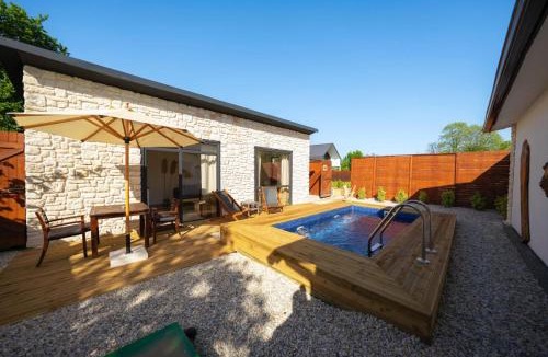 Masukiye Hotel | Monk Living Space