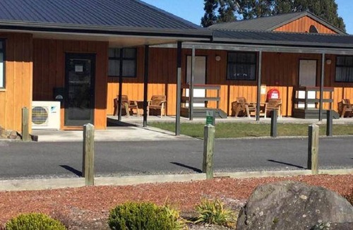 Waiouru Hotel | Motel ∙ 2 bedrooms ∙ 10 guests
