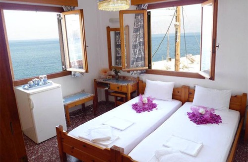 Agios Nikolaos House | Motel ∙ 8 guests