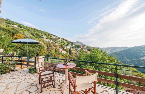 Lepreo House | Mountain Oasis - Pool & Playground near Neda Falls