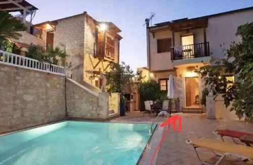 Makhairoi Villa | Mountain View Villa, by the Pool,Aris