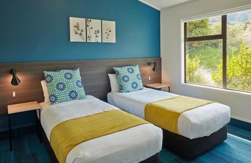 Mount Cook Village Hotel | Mt Cook Lodge and Motels