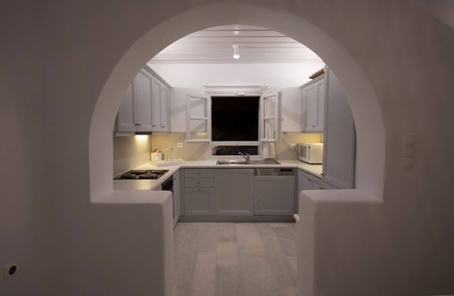 Agios Ioannis Villa | My Rental Homes - Villa Dany with infinity swimming pool, terrace and sea view
