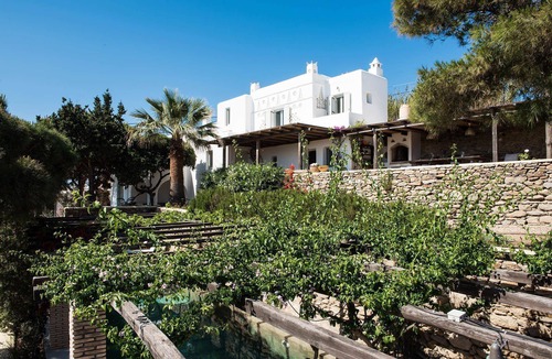 Mykonos Villa | My Rental Homes - Villa Oasis with infinity pool surrounded by the garden