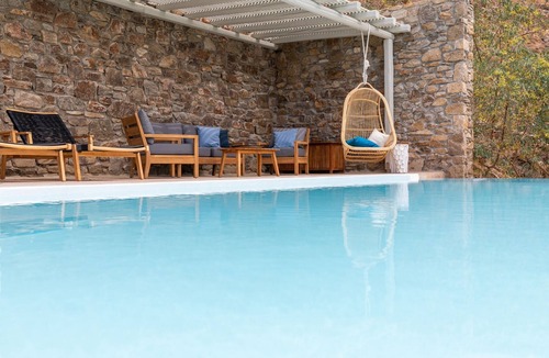 Houlakia Villa | Mykonos 3 BR Luxury Villa, Private Pool, Views!