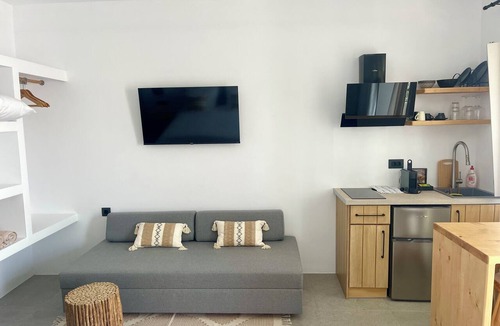 Ano Mera Hotel | Mykonos Dot Suites