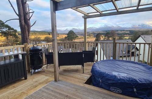 Spean Bridge House | Nadurra But and Ben -Where the Ordinary Becomes Extraordinary!
