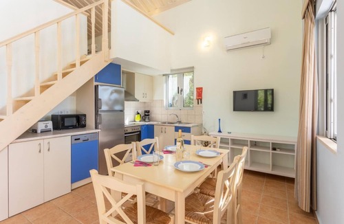 Kounopetra Villa | Nafsika Beach House - Three Bedroom Villa, Sleeps 7