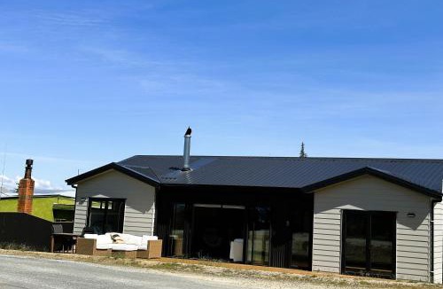 Naseby House | Naseby Modern Home