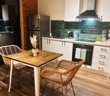 Ulverstone Apartment | Natural & Relax House in West Ulverstone