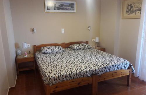 Nea Styra Apartment | Nea Styra seafront apartment with stunning view
