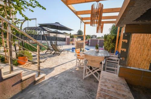 Kalpaki House | Nektarios & Eftychia Suites