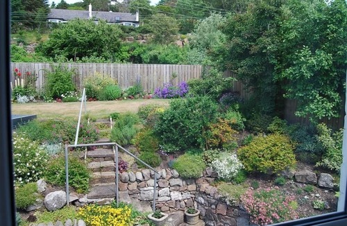 Rockcliffe Cottage | Neptune Cottage - a house that sleeps 8 guests in 5 bedrooms