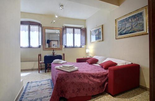 Santa Croce Apartment | Neri 0