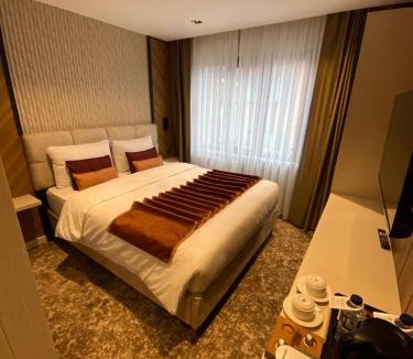 Ortakoy Hotel | Nevv Bosphorus Hotel & Suites