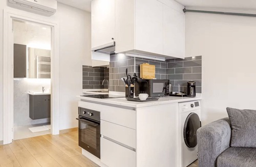 Sisli Apartment | New Rooftop Flat near Cevahir Mall, Şişli