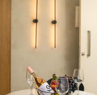 Nikaia-Agios Ioannis Rentis Apartment | New Town Deluxe Loft