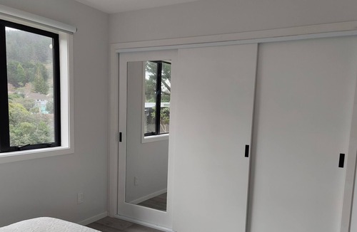 Tawa House | Newly Built comfortably home in Wellington Tawa