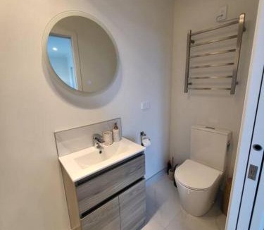 Hamilton Apartment | Nice 3 bedrooms Townhouse U5