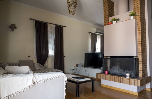 Preveza Apartment | Nice apartment in Preveza (sleeps up to 8)