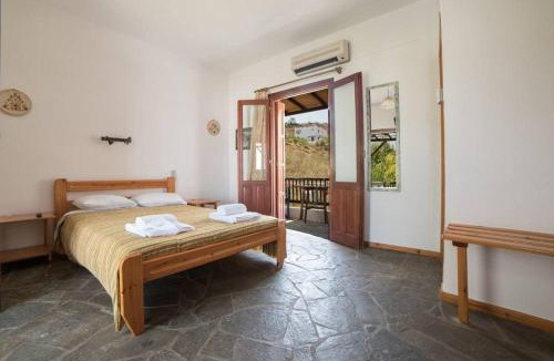 Skyros Town Hotel | Nicolas Pension