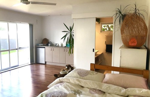 Oneroa House | Niiiice room for short or long term stay :)