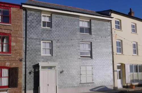 Kingsand House | Nirvana