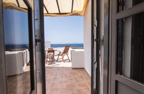 Mandraki House | Nisyros Views