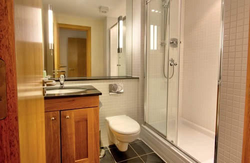 Brora Apartment | No.2 The Links is a gorgeous ground floor apartment located at the heart of the rural village, Brora