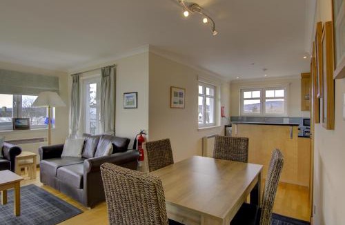 Brora Apartment | No17 The Links Apartment, Brora
