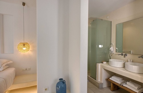 Drafaki Hotel | Nodo Hotel