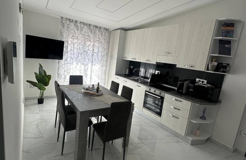 Nicotera Marina Apartment | Noemi Luxury Apartment * 2 Bedrooms * Wi-Fi * Near the Beach