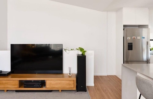 North Hobart House | North Hobart townhouse close to the action