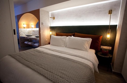 Piraeus Hotel | Noufara